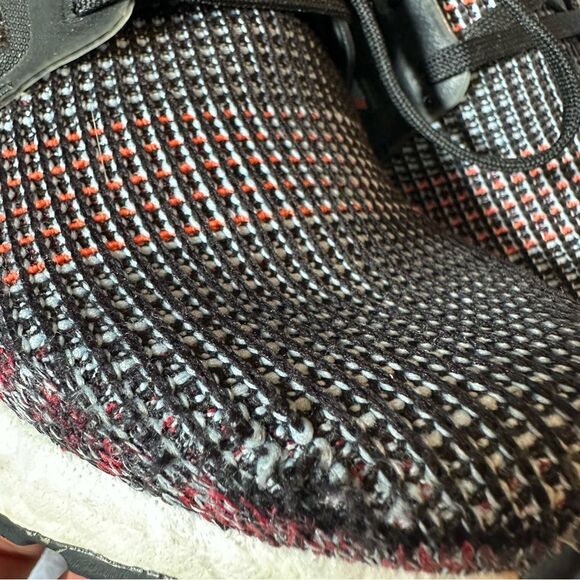 Adidas UltraBoost 19 Size 4 Black multicolor - Picture 2 of 7